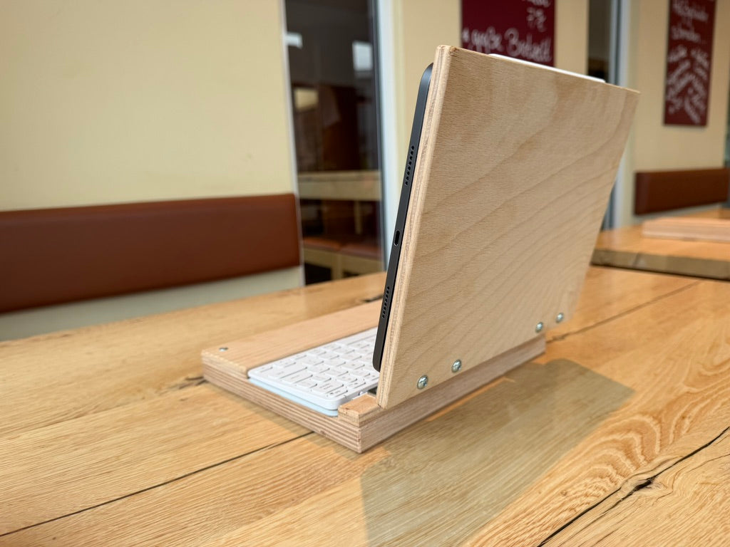 WoodBook — Apple iPad Pro (11")
