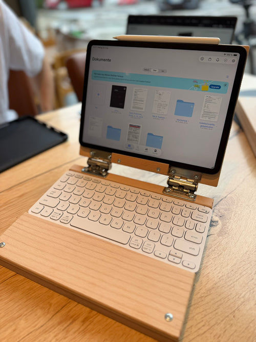 WoodBook — Apple iPad Pro (11")